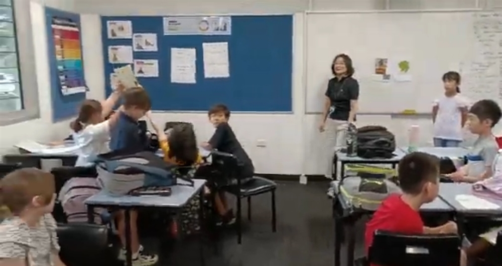 未来につなぐ工芸品◆日本各地の工芸品を調べて発表しよう